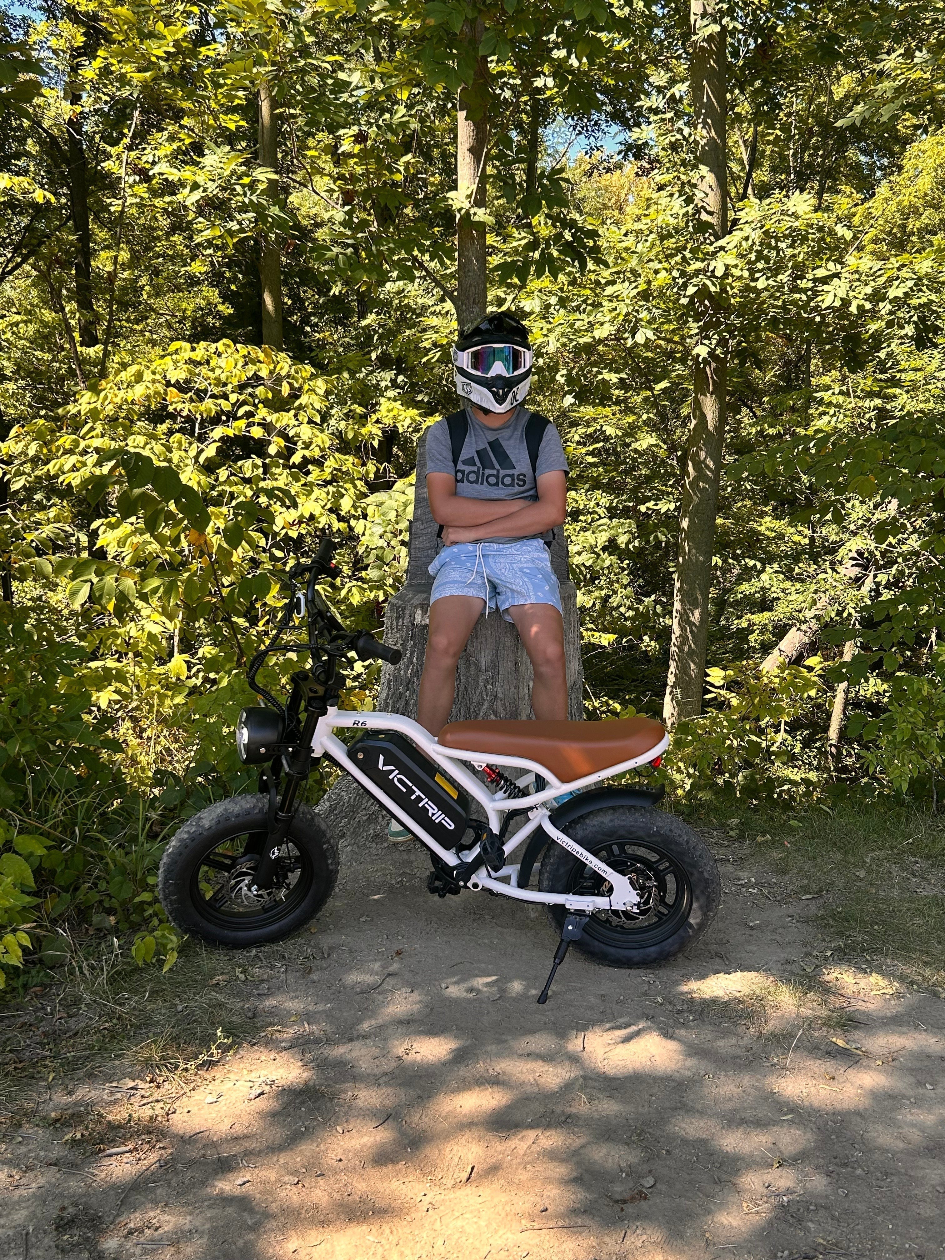 White Electric Bikes For Teens | VICTRIP