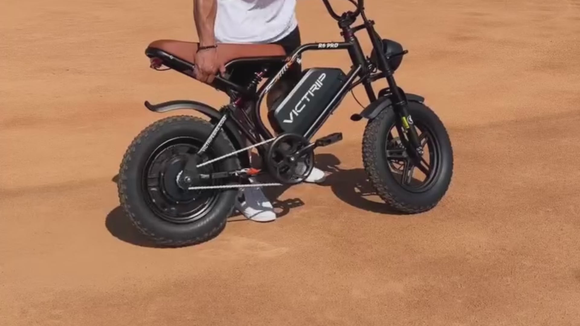 Load video: Best Moped Style Electric Bike​ | VICTRIP